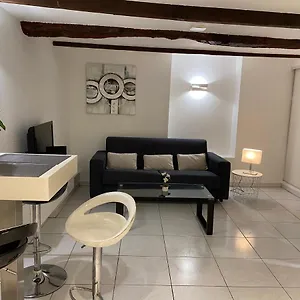 https://appartement-cite-historique.fr-provencehotel.com