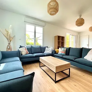 https://charmante-maisonproche-commerces-et-plages.inbrittany.com